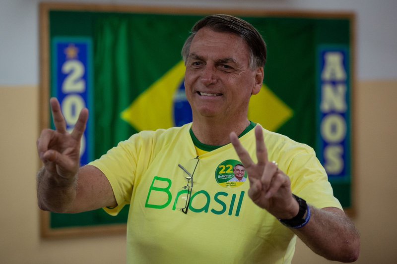 Bolsonaro vai dormir e aliados descartam contestação de resultado após