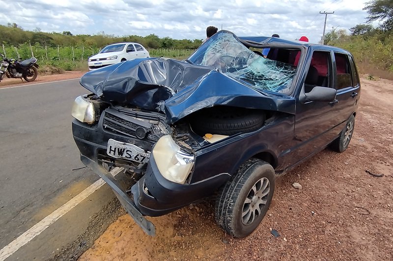 Colis O Envolvendo Carro E Moto Deixa Tr S Pessoas Feridas Na Pi