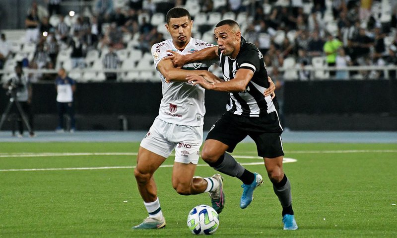 Brasileiro Fluminense Recebe Botafogo Em Cl Ssico No Maracan