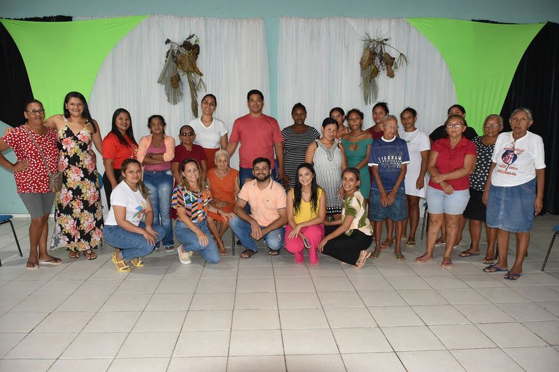 Encontro De Gestantes E Idosos No CRAS De Monsenhor Gil Promove