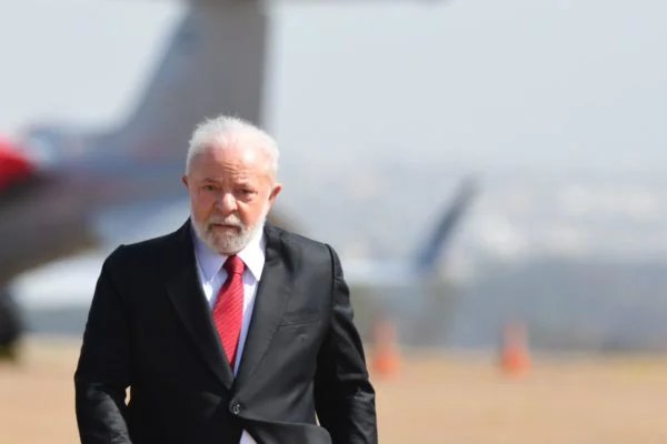 Governo Lula Limita Acesso Posse Porte Transporte Compra E Uso De