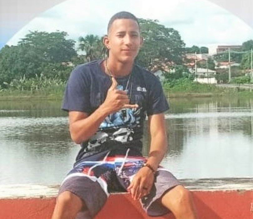 Jovem de 19 anos é assassinado disparos de arma de fogo em