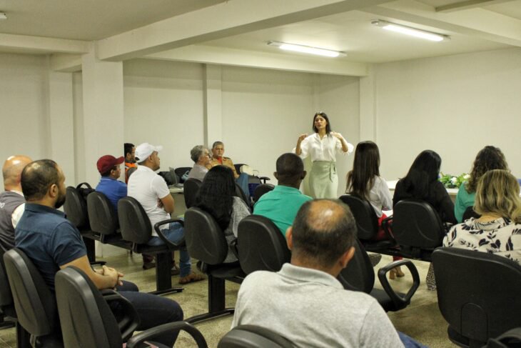 Movimentos Sociais Participam De Plen Ria Para A Constru O Do Plano