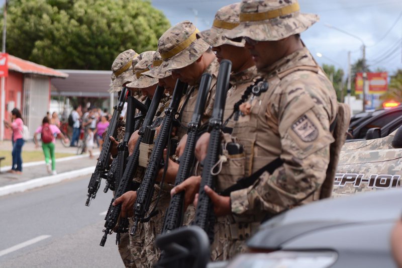 Governador Do Piau Regulamenta Uso De For A Policial Para Cumprimento