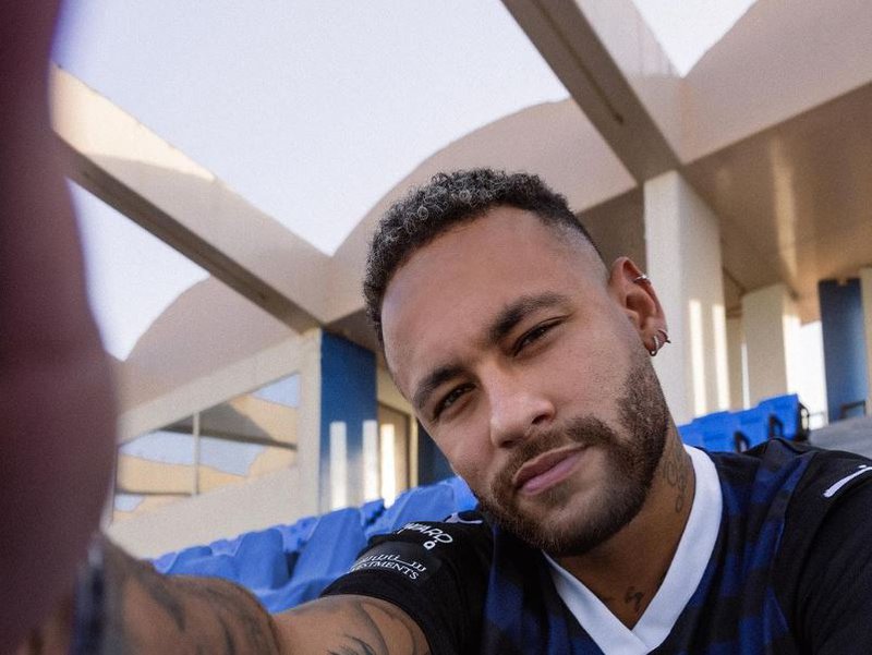 Neymar quebra silêncio após noitada outras mulheres 180graus O