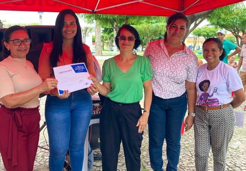 Sempi Entrega Certificados E Prestigia Feira De Mulheres