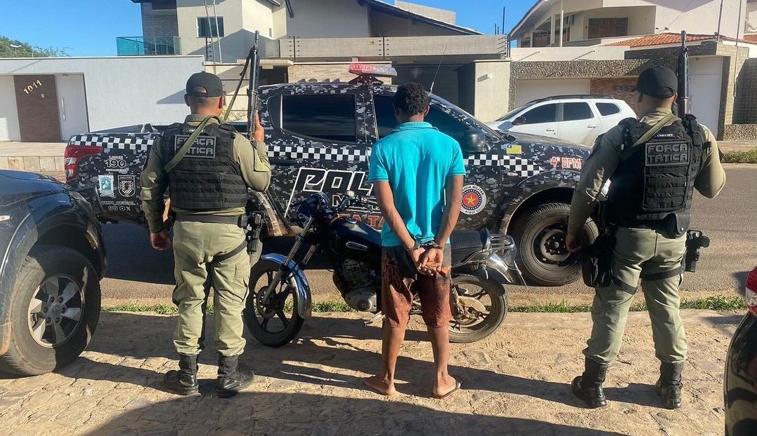 Moto Furtada Encontrada Em Munic Pio Do Pi Homem Preso Por