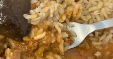 Alunos denunciam larva na comida e desabastecimento em bandejão da USP. Vídeo