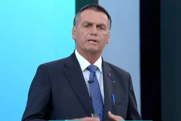 Bolsonaro Se Diz Preocupado Com Desabastecimento E Nega Envolvimento Em ...