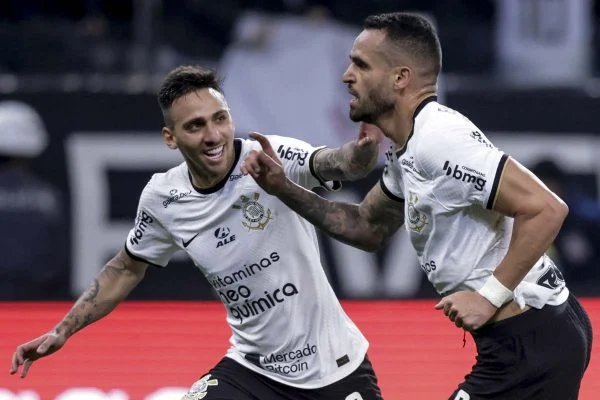 Classificado à final da Copa do Brasil, Corinthians foca em maratona de ...