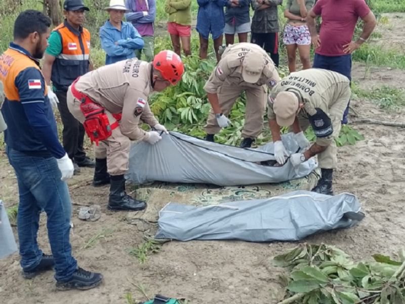 Mãe E Filha Morrem Eletrocutadas Após árvore Cair Em Rede De Energia 180graus O Maior Portal 