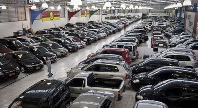 A Gazeta  Carro popular: governo divulga lista de 31 modelos com descontos