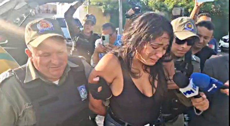 Mulher Causa Quebradeira Em Restaurante Morde Policial E Acaba Presa Em Teresina Graus O