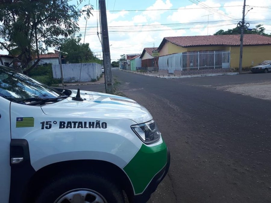 Idoso Morre Em Campo Maior Após Sofrer Descarga Elétrica De Celular Que Estava Na Tomada 6457