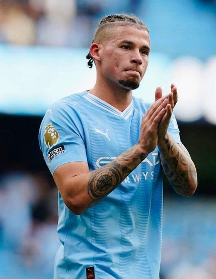 Kalvin Phillips avalia saída do Manchester City: Preciso jogar