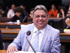 Deputado Júlio Arcoverde é o novo presidente da Comissão de Orçamento (Foto: )
