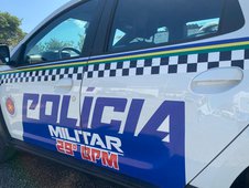 Viatura da polícia militar (Foto: 180graus)