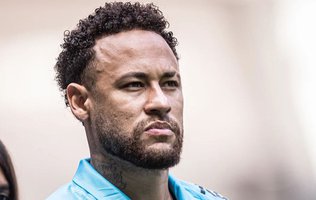 Diretor da Inter fala sobre oferta de Neymar e debocha de rumores “bobagem”