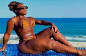Jojo Todynho exibe boa forma em biquíni após eliminar 86 kg e celebra nova fase