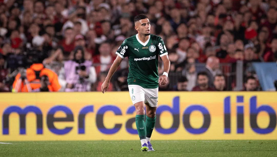Andreas Pereira apaga fotos do Flamengo após provocações do clube nas ...