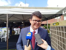 Portal 180graus (Foto: )
