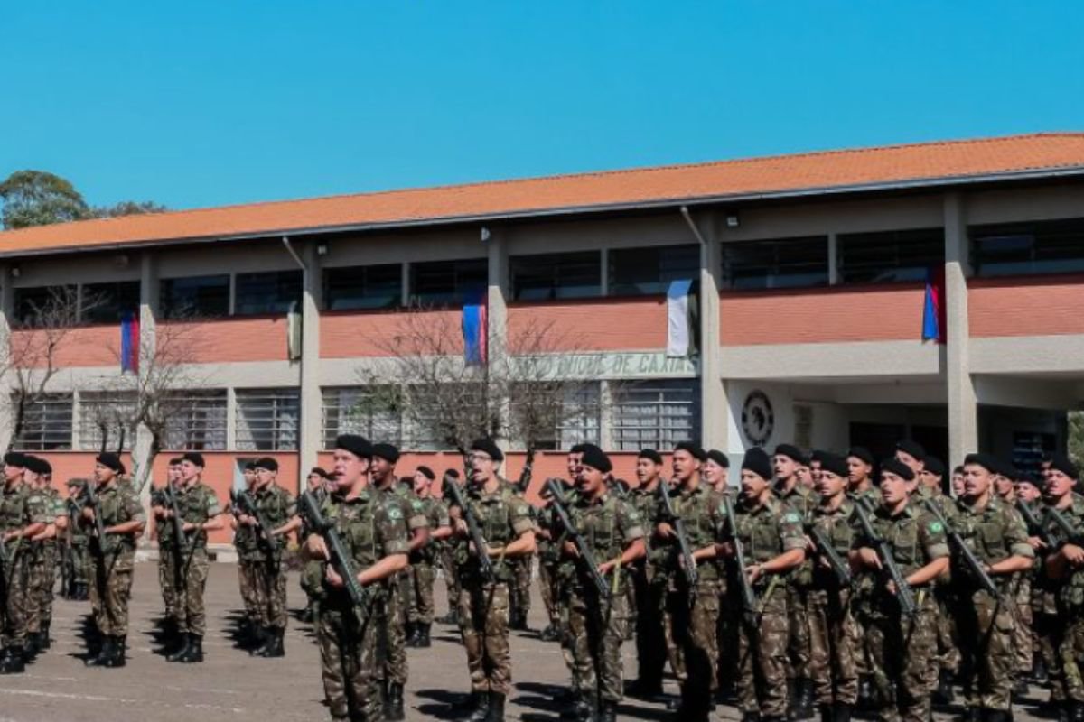 Forças Armadas do Brasil incorporam quase 1,5 mil mulheres no serviço ...