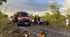 Colisão entre dois carros deixa dois mortos e outras vítimas feridas no interior do Piauí