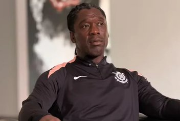 Corinthians em crise: Seedorf descarta falar em rebaixamento e mira reação