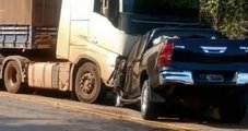 Grave colisão entre carreta e caminhonete deixa 4 pessoas mortas na BR-163 no Nortão