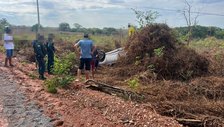 Motorista fica ferido após carro tombar na PI-255 no Sul do Piauí