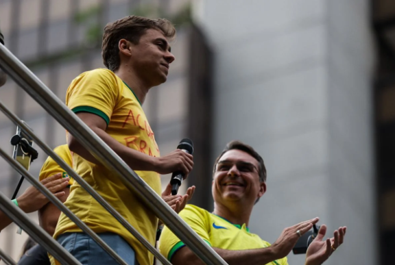 Flávio Bolsonaro terá atos no interior de Minas e motociata em Belo ...