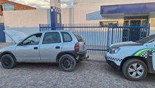 Polícia Militar apreende carro com registro de furto no Ceará em Marcolândia