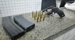 Polícia Militar detém quatro suspeitos após perseguição e apreende armas e munições em Luís Correia