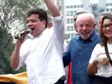 Rafael Fonteles pede mobilização de nordestinos em ato na Avenida Paulista (Foto: )