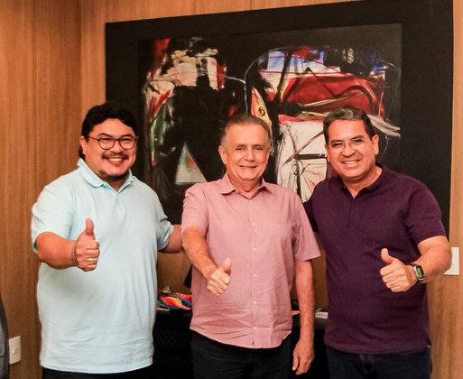 Deputado Flávio Nogueira recebe prefeito de Altos