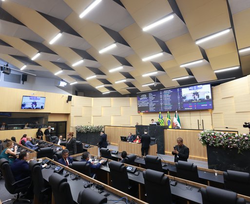 Alepi aprova reajuste salarial para servidores de todos os poderes no Piauí por unanimidade