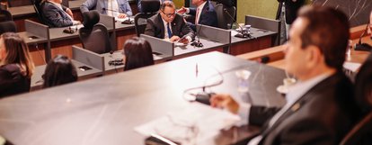 Comissão aprova PL que autoriza ampliação temporária de encargos docentes das IES do Estado