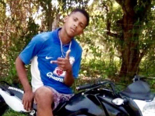 Jovem regenerense de 19 anos morre após colidir moto na traseira de carreta na BR-343, próximo a Angical do Piauí