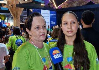 Preofessora e Aluna de Bom Jesus