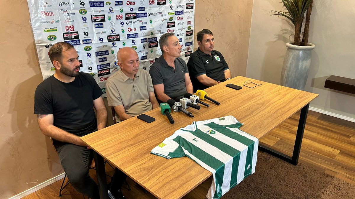 Roberto Fonseca assume o Altos e promete trabalho para recolocar equipe no caminho das vitórias