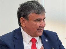 Wellington Dias diz que Brasil não aceitará interferência externa nas eleições e critica Flávio Bolsonaro (Foto: )