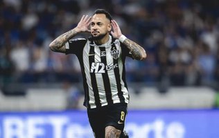 Atlético vence o Cruzeiro em clássico com 3 expulsões e 9 amarelos