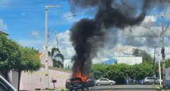 Carro em chamas Oeiras PI