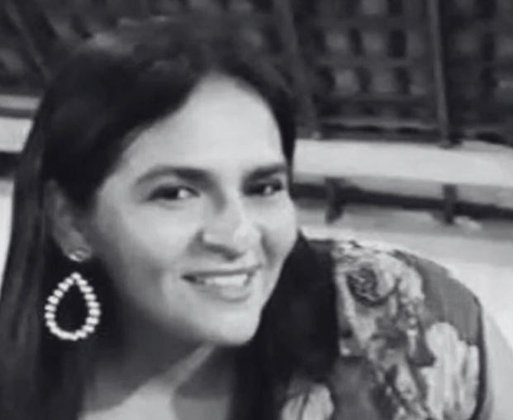 Família e amigos se despedem de mulher que morreu após ser queimada pelo ex-companheiro