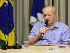 Silvio Mendes reajusta subsídio do transporte público e anuncia fiscalização em Teresina (Foto: )