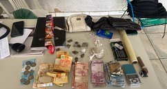 Dois homens são presos por suspeita de tráfico de drogas em José de Freitas