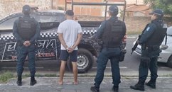 Homem é preso em flagrante com munições após tentar fugir de blitz da PM em Água Branca