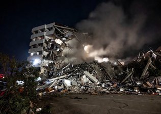 Mundo Alemanha oferece aviões militares à Venezuela após terremotos