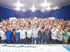 Senador Ciro Nogueira entrega obras e anuncia investimentos para Elesbão Veloso (Foto: )