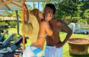 De férias com Virginia, Vini Jr. choca ao surgir com novo visual; veja foto